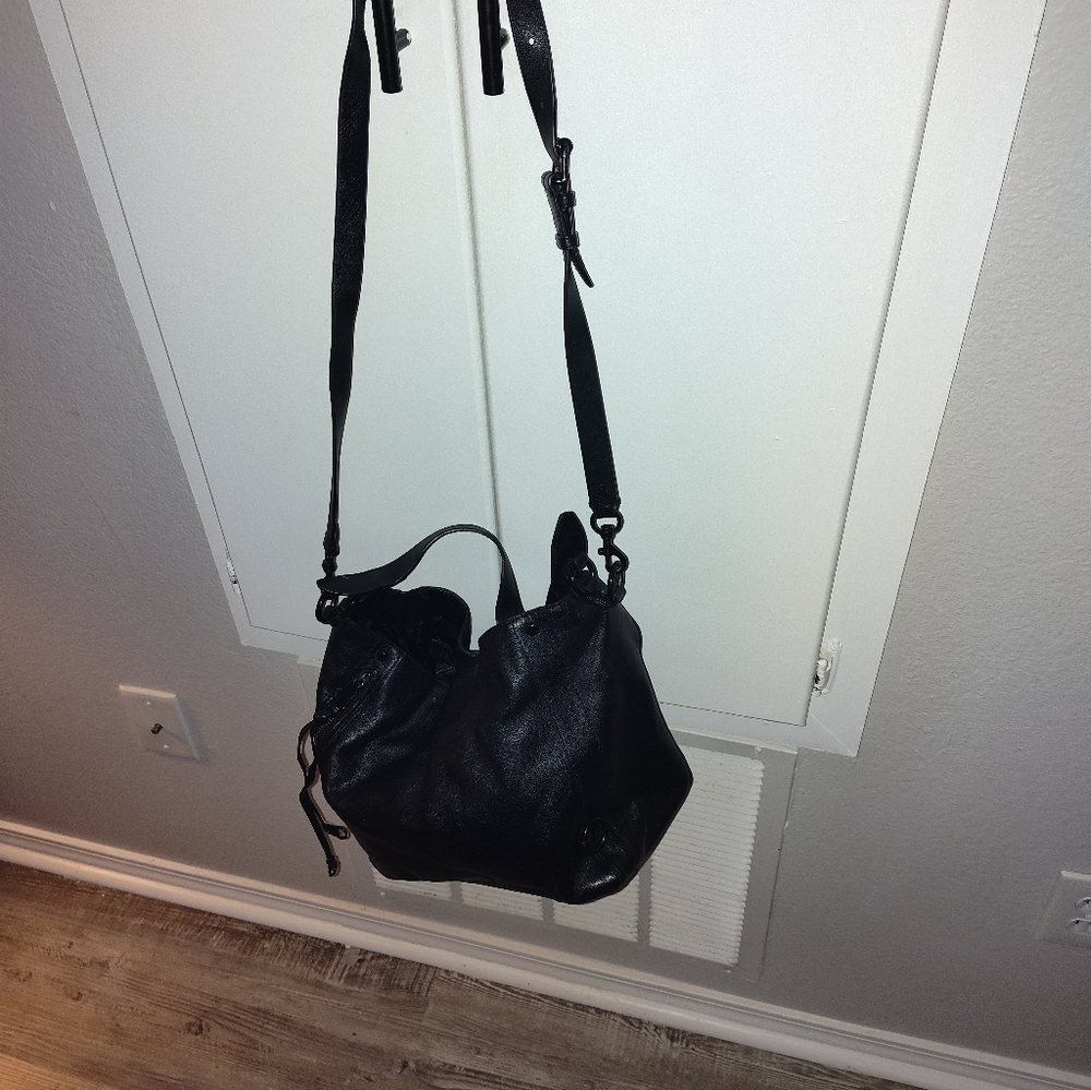 Chic Black Shoulder Bag